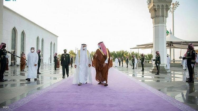 طلاق المحمّدَين؟