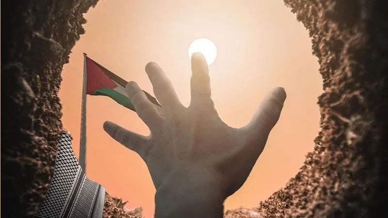أحرار رغم القيود