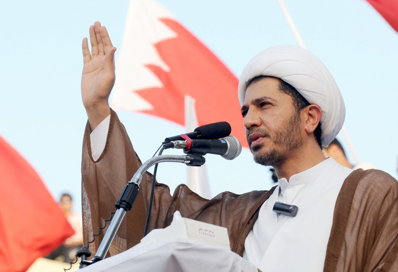 الشيخ علي سلمان وآلام الأبوة