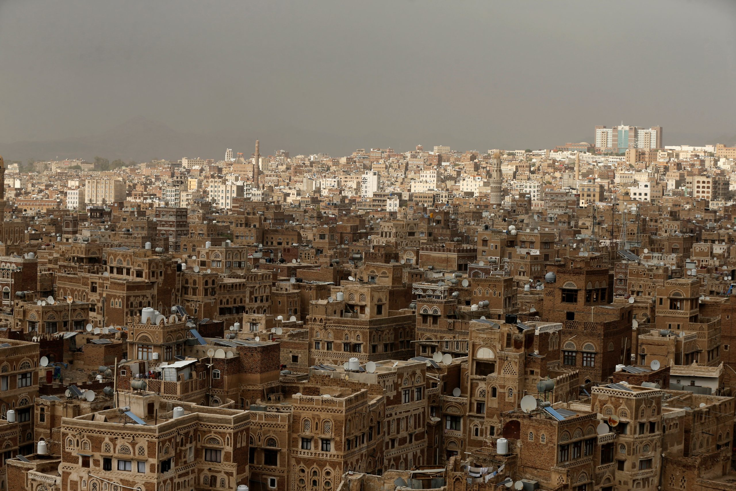 الحديقة الخلفية للسعودية.. من يحكم اليمن؟