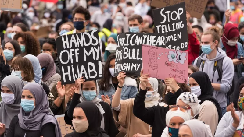 الحجاب بين الواجب والحقّ والمنع