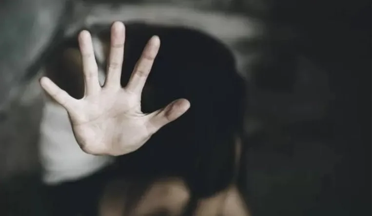 حتى لا يصبح العنف الأسري “عرفًا اجتماعيًّا”