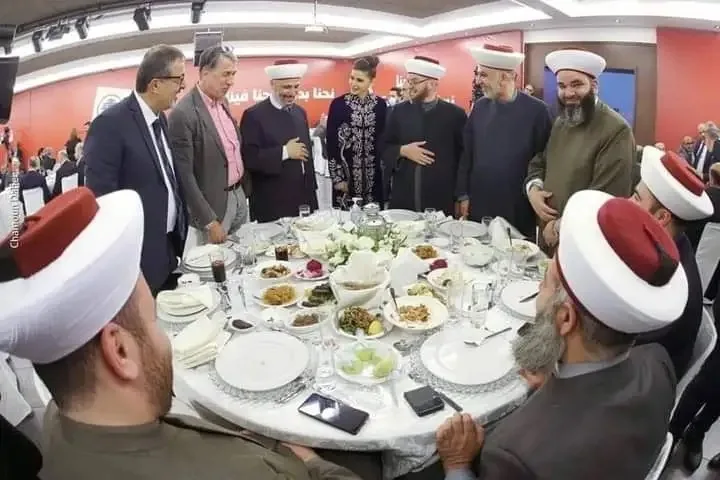 سُنّة معراب: حين تتصارع الفيَلة لا تسأل عن العشب!