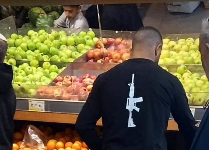 فلسطين المحتلة: صراع “تيشيرتات”