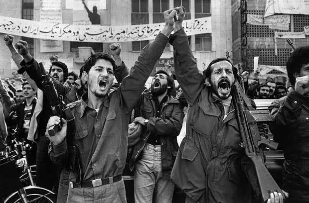 الثورة الاسلامية وعولمة التحرر من سطوة الغرب