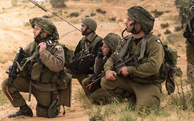 الشلل السياسي يمنع القيام بمبادرة عسكرية