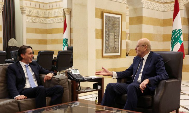 العدو مبسوط منكم!