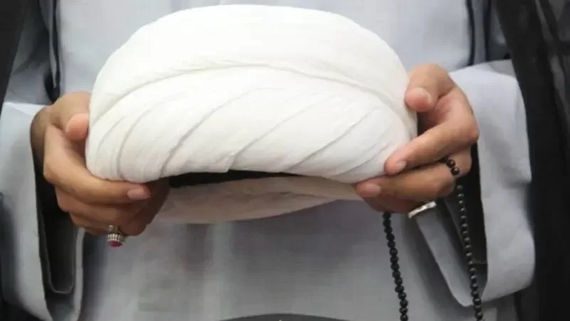 العمامة الإسلامية الثورية أقوى من أمريكا وصبيتها