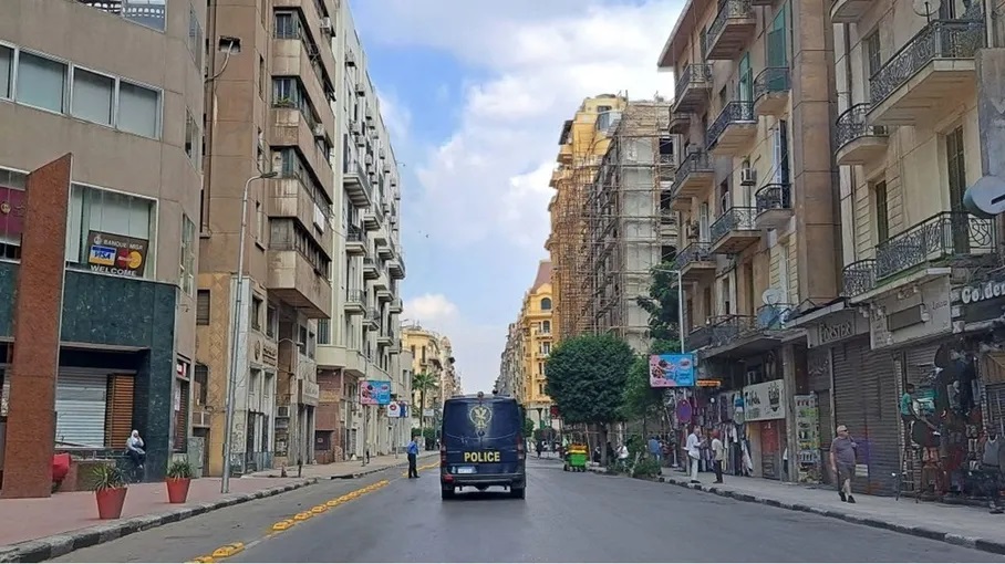 انهيار مصر اقتصاديا عواقبه أكثر دمارا من لبنان.. “رغم التشابه”