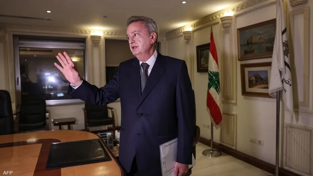 خرج سلامة من “المركزي”… نهجه مستمر