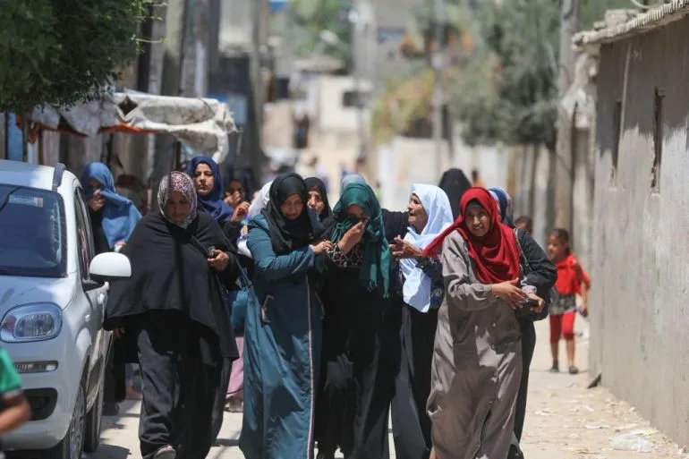 نساء غزة خلال الإبادة: النساء والحرب والمقاومة