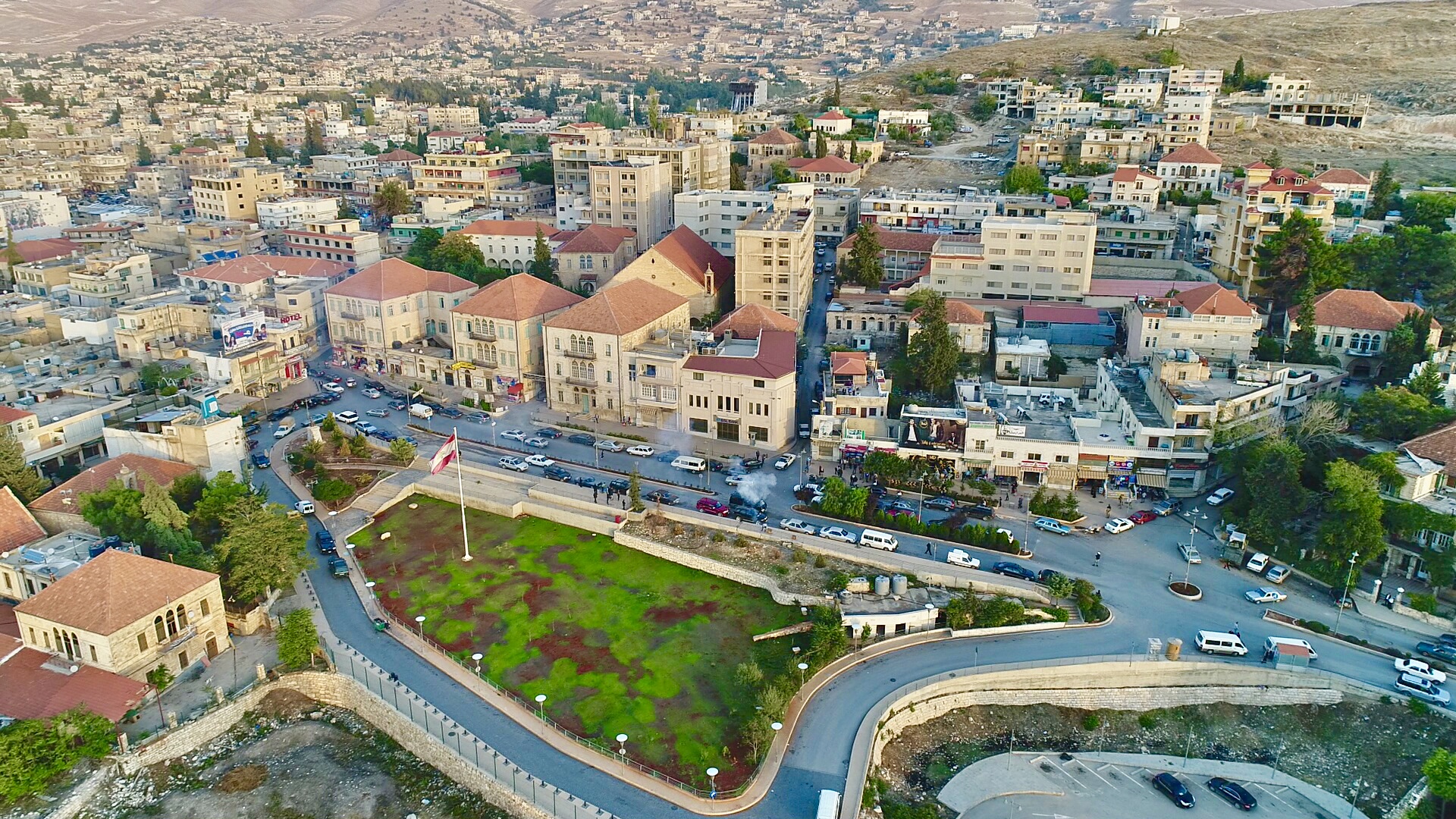 بعلبك.. مدينة المجد المهمل تنتظر أبناءها