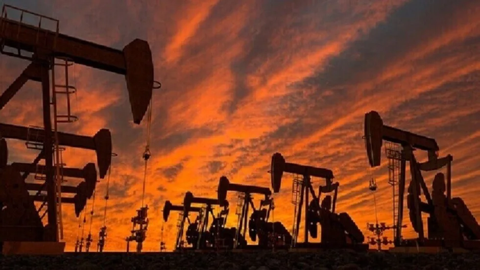 البحار لنا، المضائق لنا، الطاقة لنا، لن يمروا