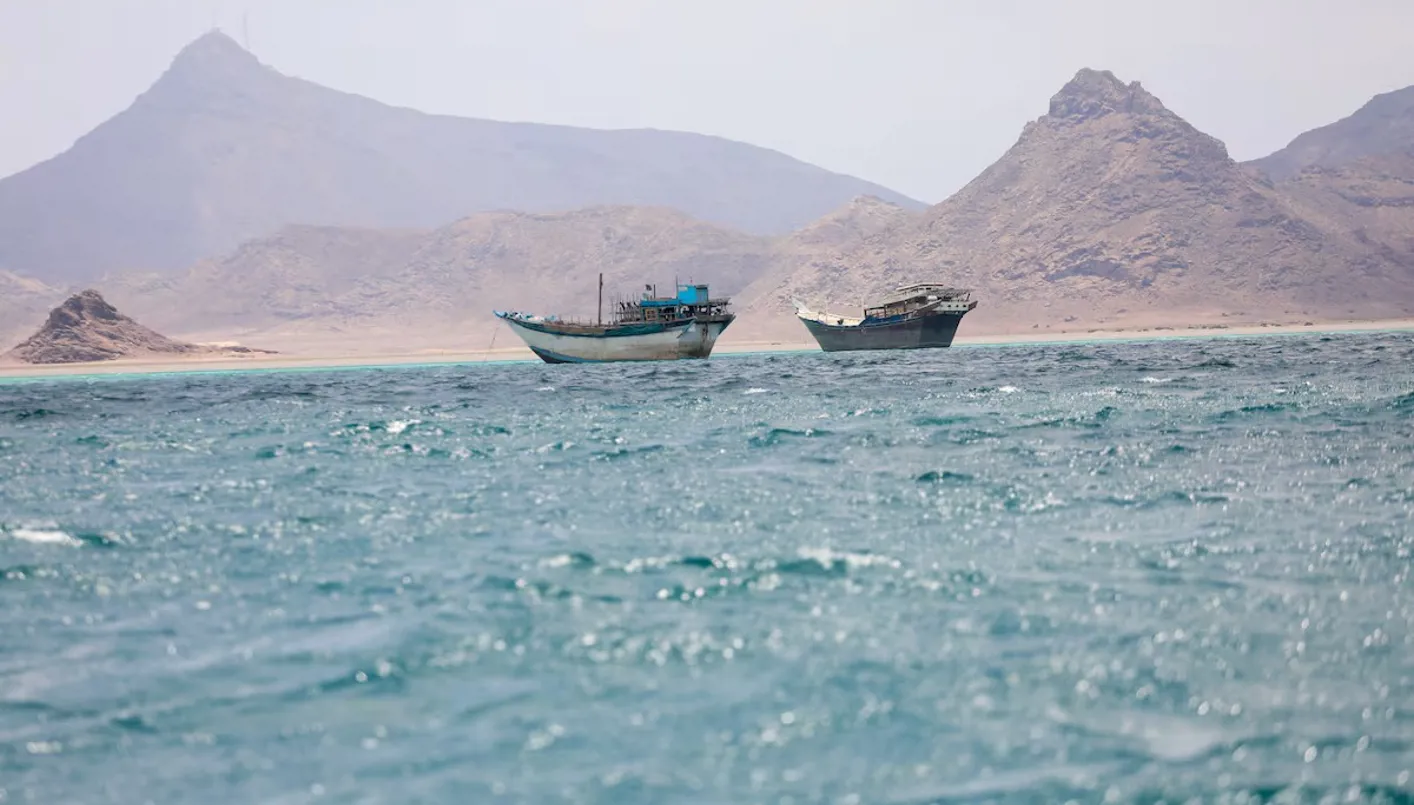 من الحصار البحري إلى باب المندب.. هل تتجه المنطقة نحو توسيع ساحات المواجهة؟